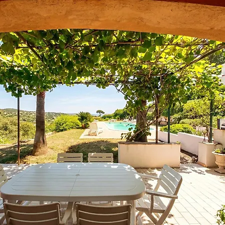 Appartement Casa-jeanne Piscine Et Vue Pour 4 *