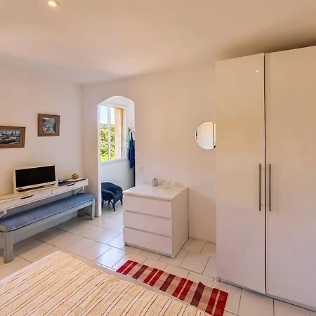 Appartement Casa-jeanne Piscine Et Vue Pour 4